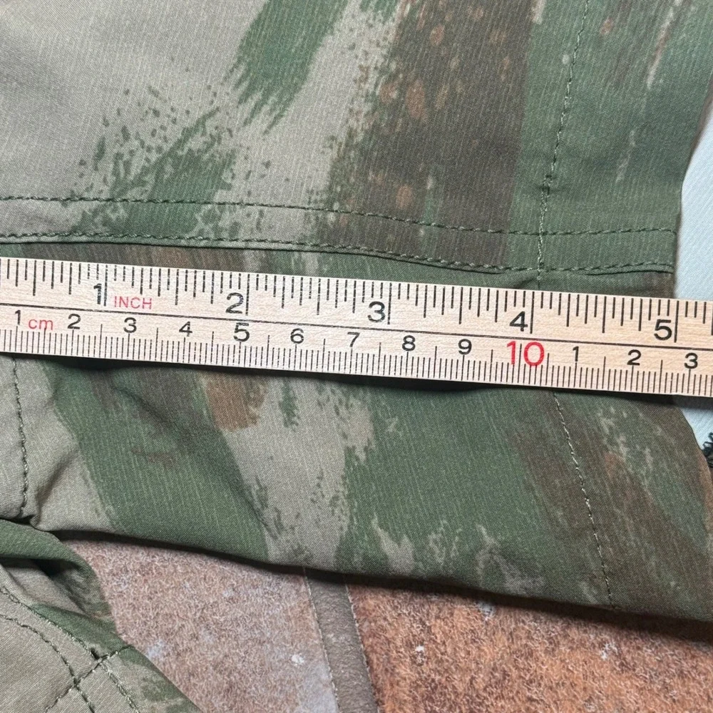 Roark Layover Trail Shorts Mens 38 Camo Hybrid Stretch Zip Pocket Hiking Outdoor